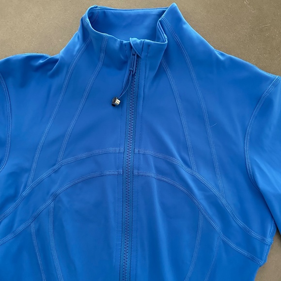 Lululemon Define Jacket in Blue - Picture 9 of 10